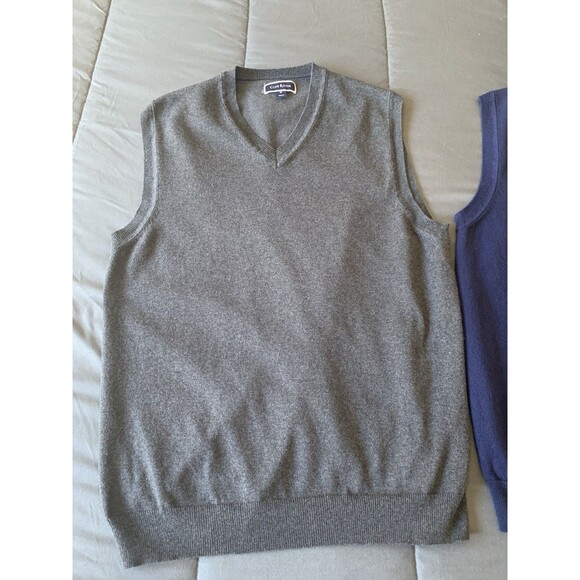 Club Room Mens Sweater Vests 1 Blue 1 Gray Size Medium V-Neck Pullover Lot of 2 - Picture 3 of 12
